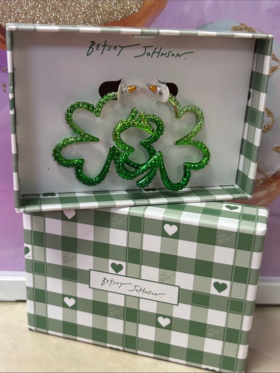 Betsey Johnson Jewelry - Betsey Johnson Glitter Shamrock Earrings NWT